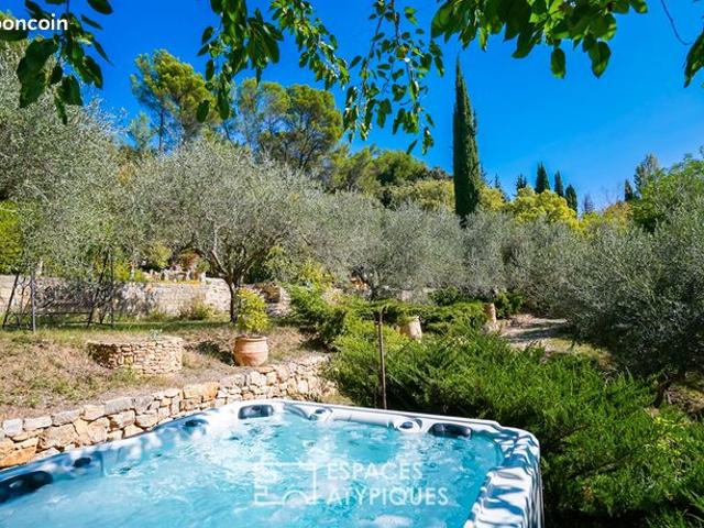Propriété 12 pièces 304 m²