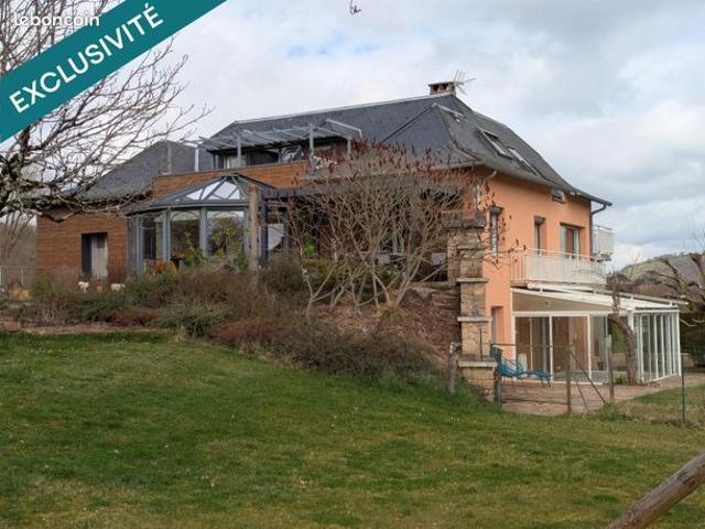 Propriété 12 pièces 310 m²