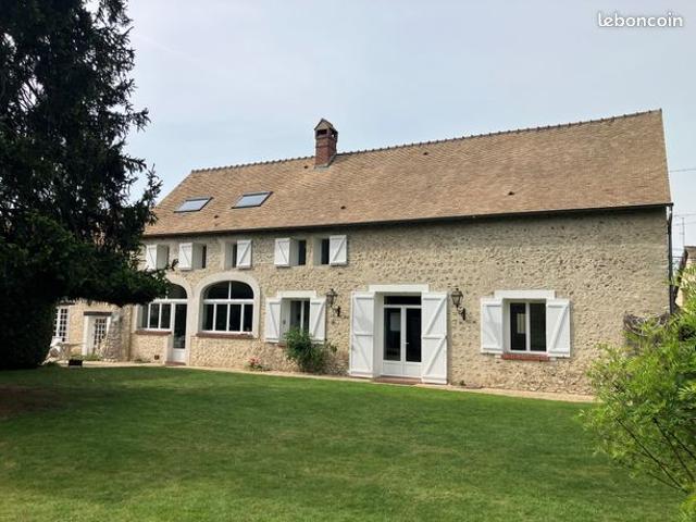 Propriété 12 pièces 323 m²