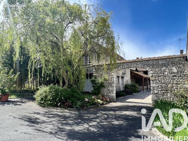 Propriété 12 pièces 320 m²
