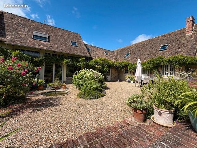 Propriété 12 pièces 322 m²