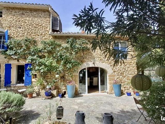 Propriété 12 pièces 330 m²