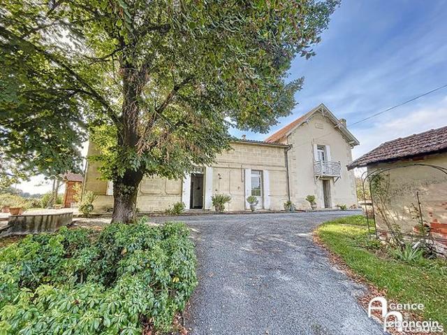 Propriété 12 pièces 332 m²
