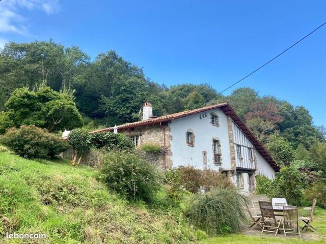 Propriété 12 pièces 450 m²