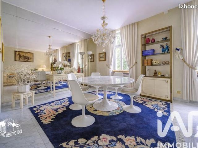 Propriété 12 pièces 464 m²
