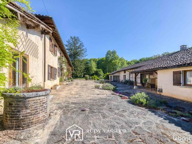 Propriété 12 pièces 465 m²