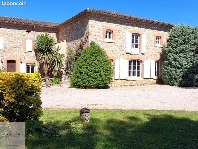 Propriété 12 pièces 476 m²