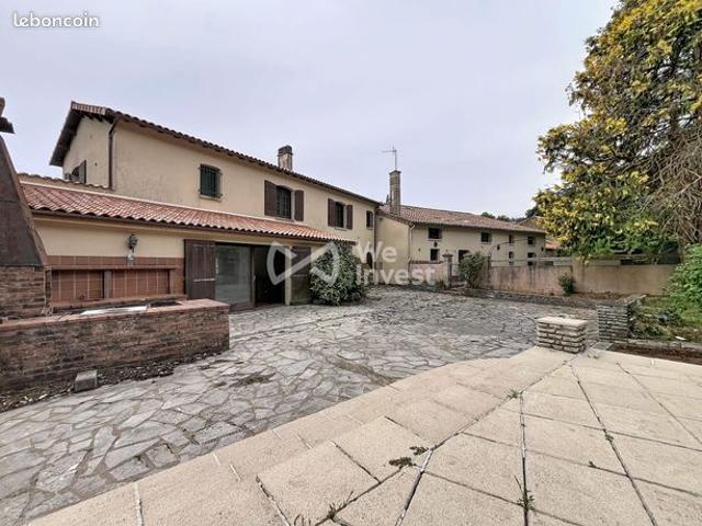 Propriété 12 pièces 478 m²