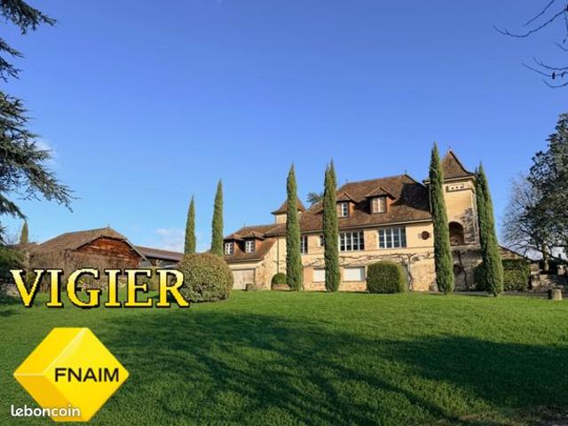 Propriété 12 pièces 485 m²
