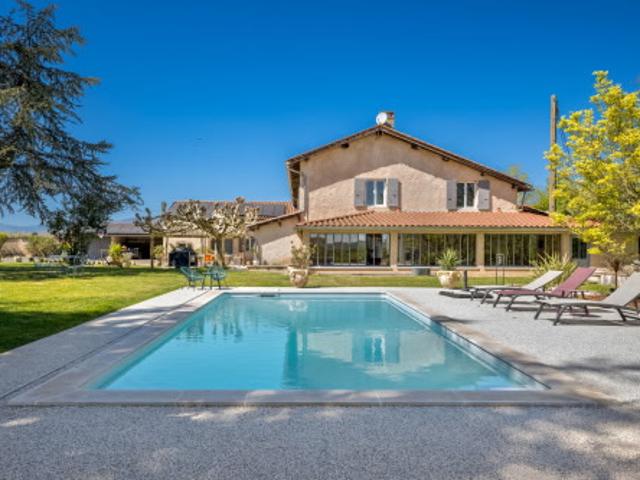 PROPRIETE 12 PIECES 486M2 IDEAL CHAMBRES D HOTES BELLEVILLE EN BEAUJOLAIS