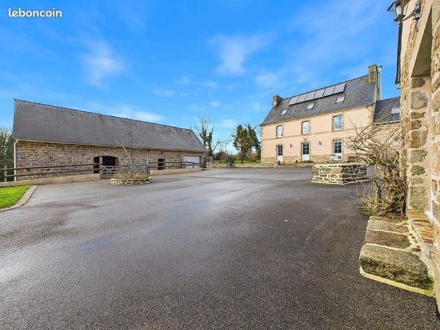 Propriété 12 pièces 490 m²