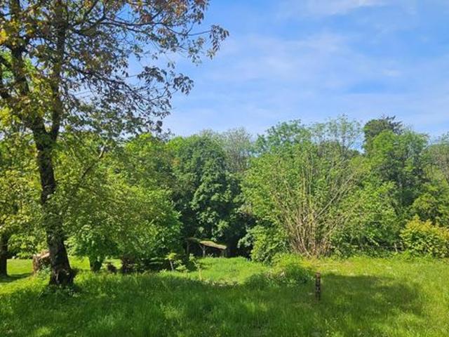 Propriété 12 pièces 400 m²