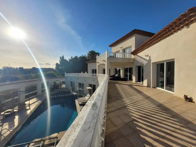 Propriété 12 pièces 550m²