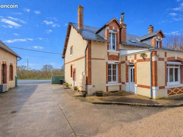 Propriété 12 pièces 560 m²