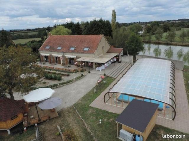 Propriété 12 pièces 588 m²