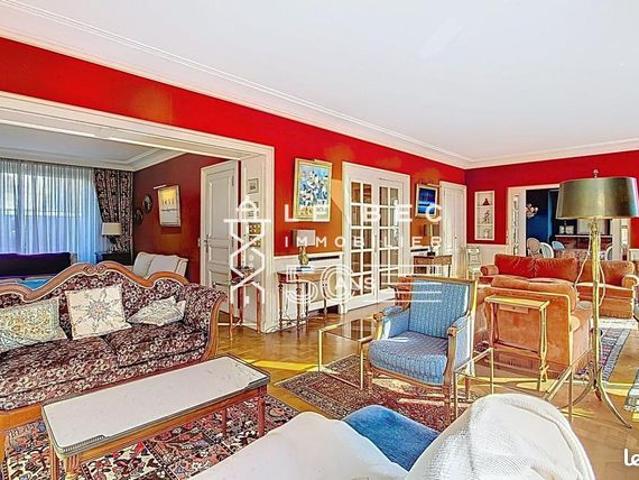 Propriété 12 pièces 500 m²