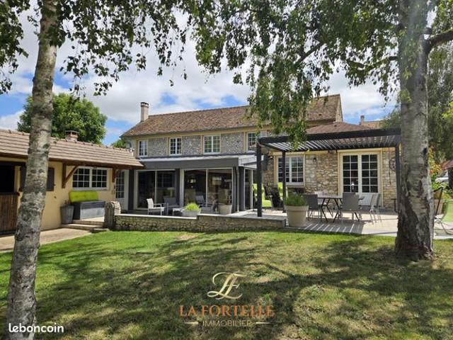 Propriété 12 pièces 525 m²