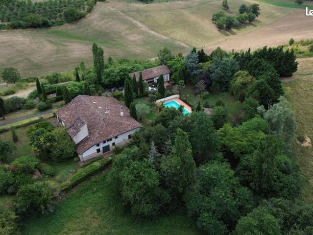 Propriété 12 pièces 535 m²