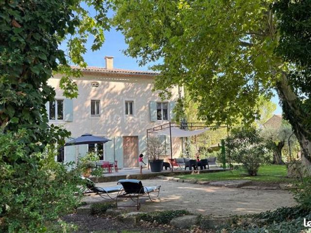 Propriété 12 pièces 800 m²