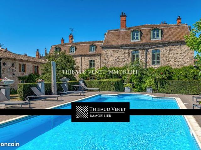 Propriété 12 pièces 933 m²