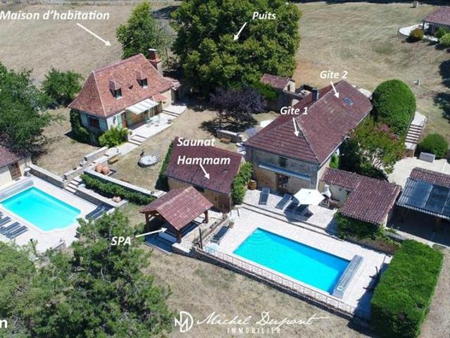 Propriété 13 pièces 270 m²