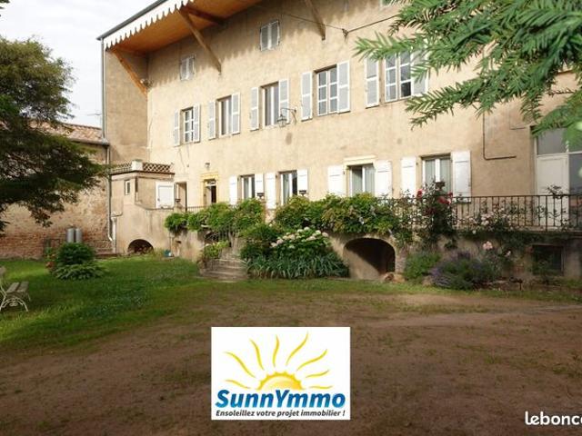 Propriété 13 pièces 260 m²