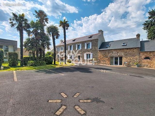 Propriété 13 pièces 267 m²