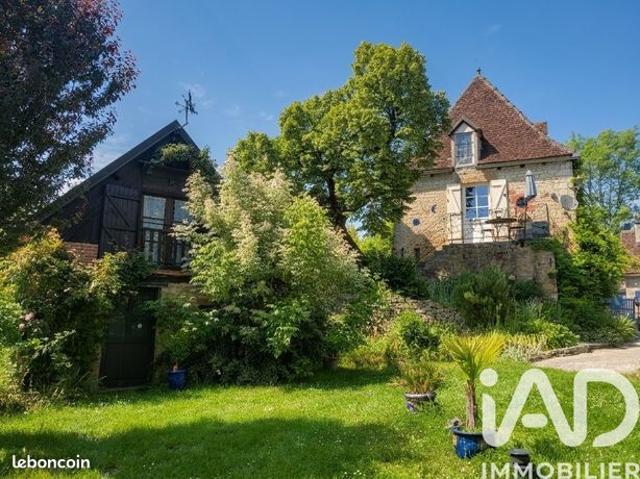 Propriété 13 pièces 270 m²