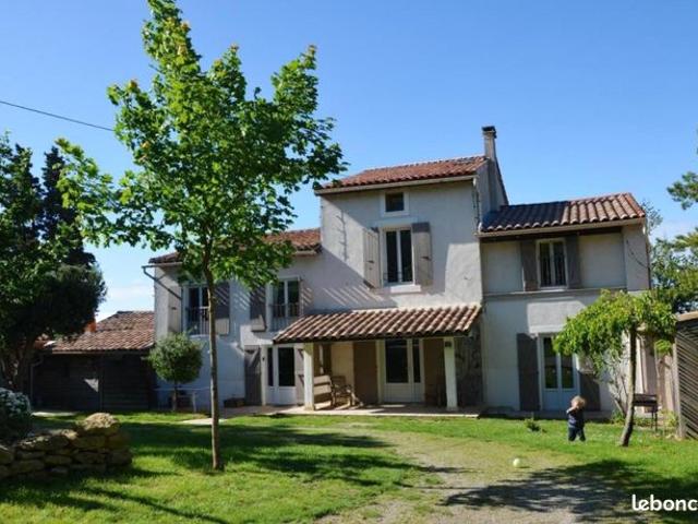 Propriété 13 pièces 276 m²