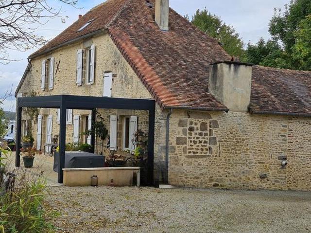 Propriété 13 pièces 281 m²