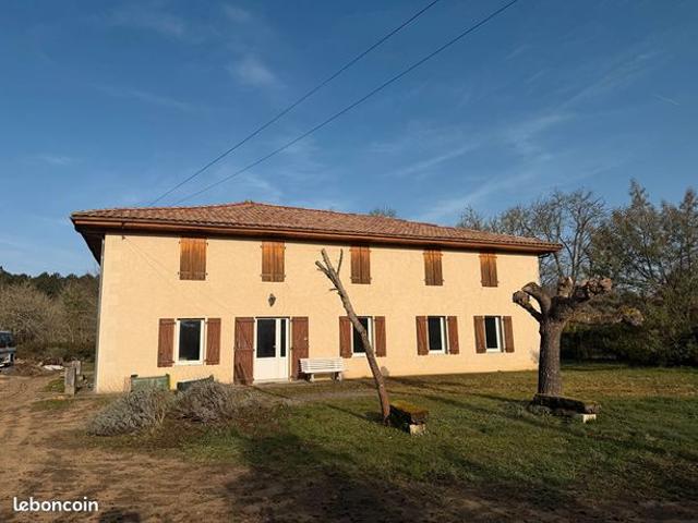 Propriété 13 pièces 292 m²