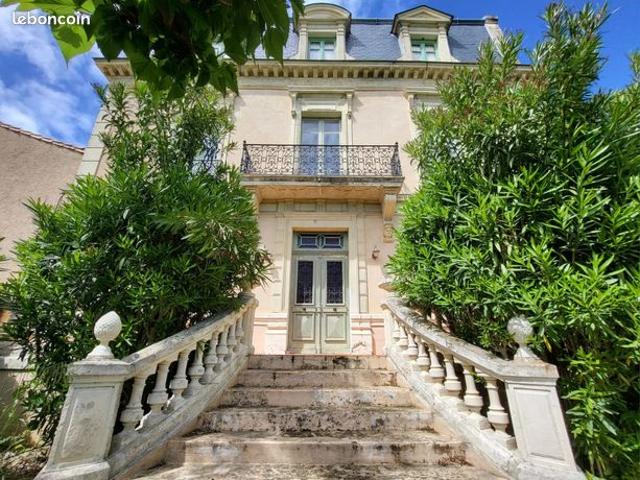 Propriété 13 pièces 383 m²
