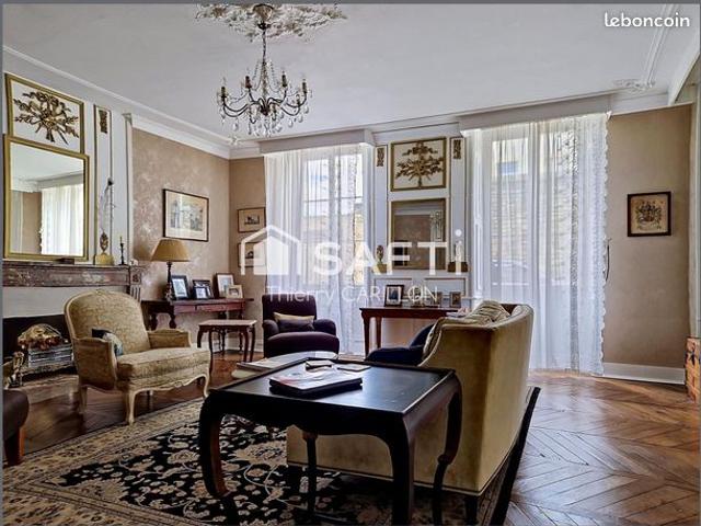 Propriété 13 pièces 381 m²