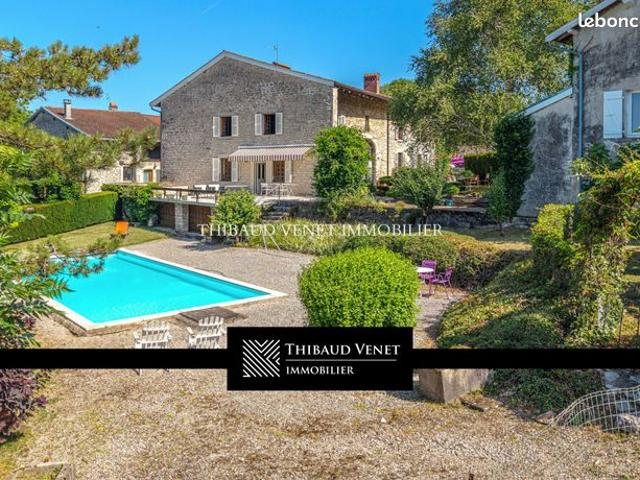 Propriété 13 pièces 390 m²