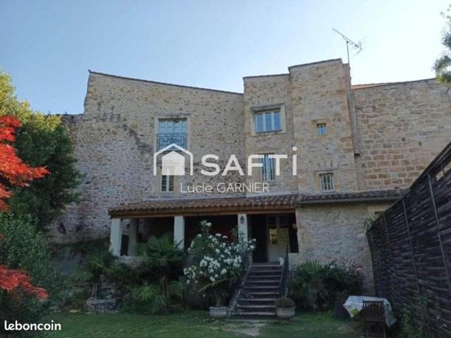 Propriété 13 pièces 300 m²