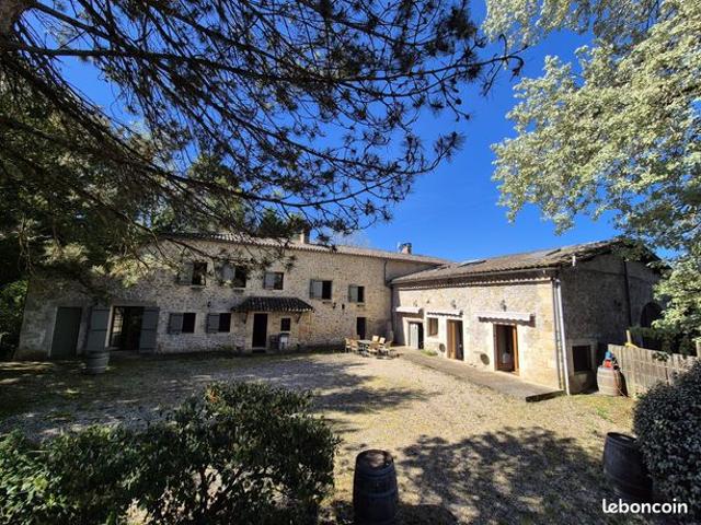 Propriété 13 pièces 312 m²