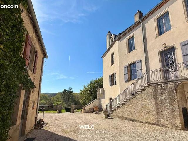 Propriété 13 pièces 315 m²
