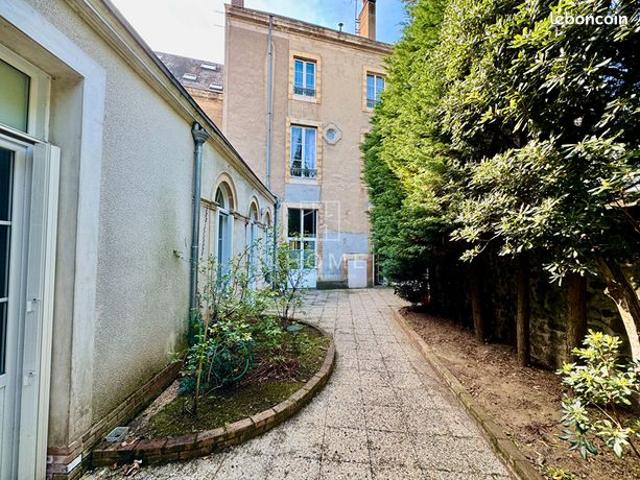 Propriété 13 pièces 320 m²