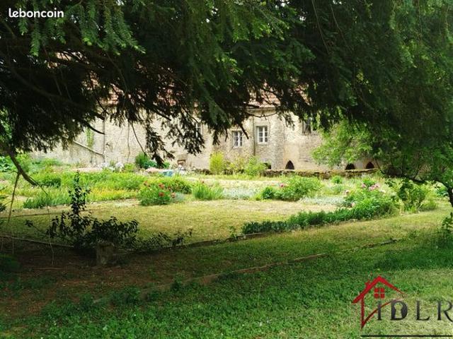 Propriété 13 pièces 333 m²