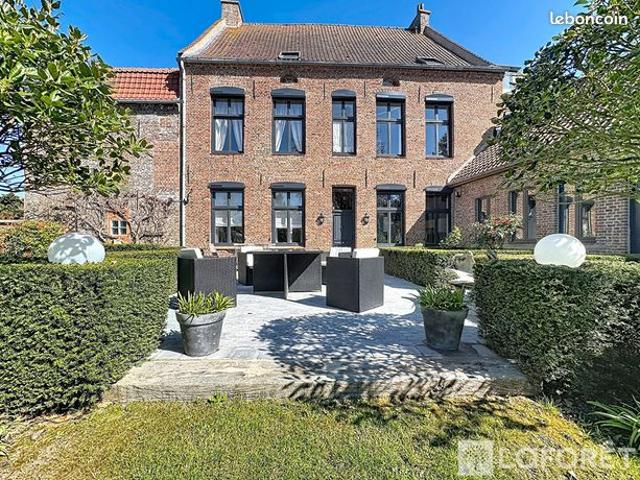 Propriété 13 pièces 334 m²
