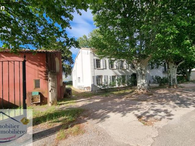 Propriété 13 pièces 476 m²