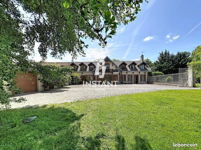 Propriété 13 pièces 498 m²
