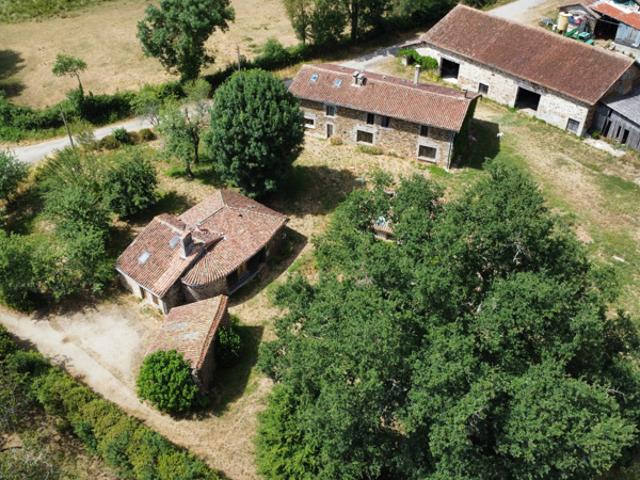 Propriété 13 pièces