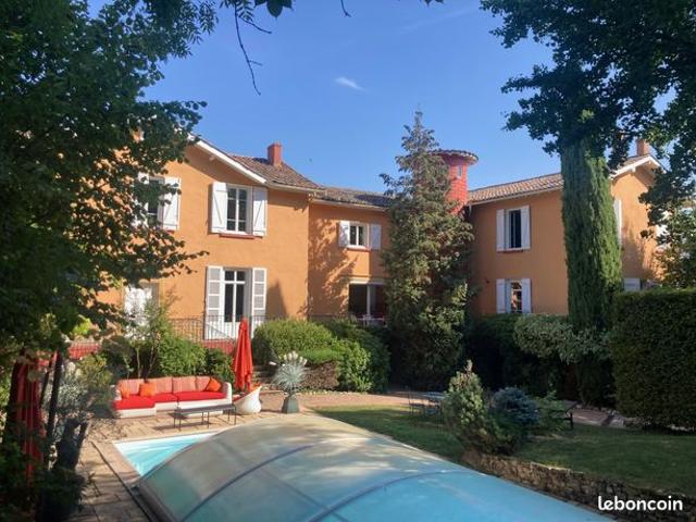 Propriété 13 pièces 430 m²