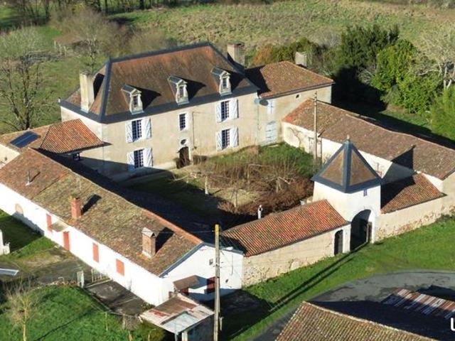 Propriété 13 pièces 550 m²