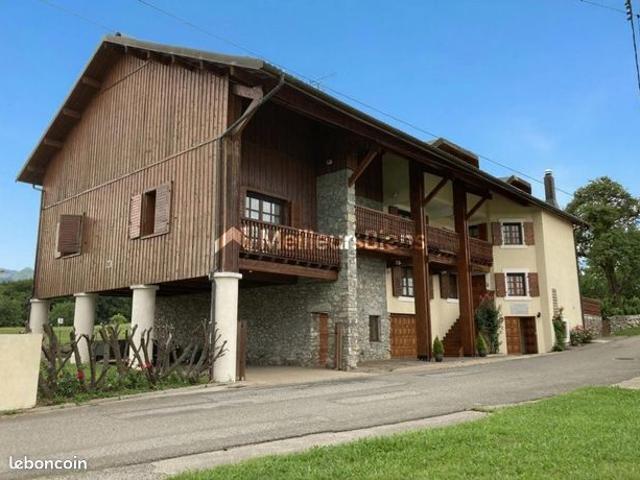Propriété 13 pièces 576 m²