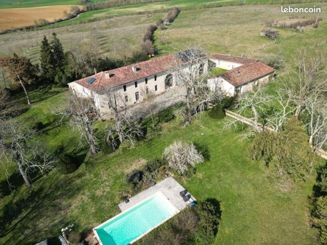 Propriété 13 pièces 685 m²