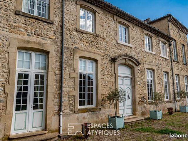 Propriété 13 pièces 612 m²