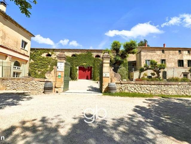Propriété 13 pièces 875 m²