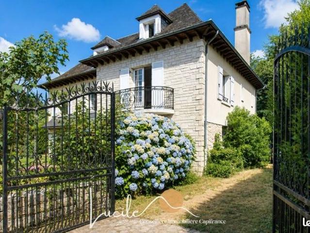 Propriété 14 pièces 277 m²